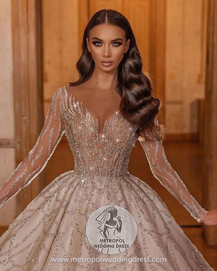 Backless Wedding Gowns with Train