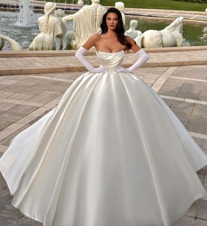 Designer Customized Bridal Gown Paris