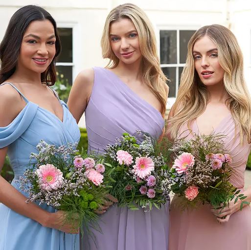 How-Should-Bridesmaid-Dresses-Be