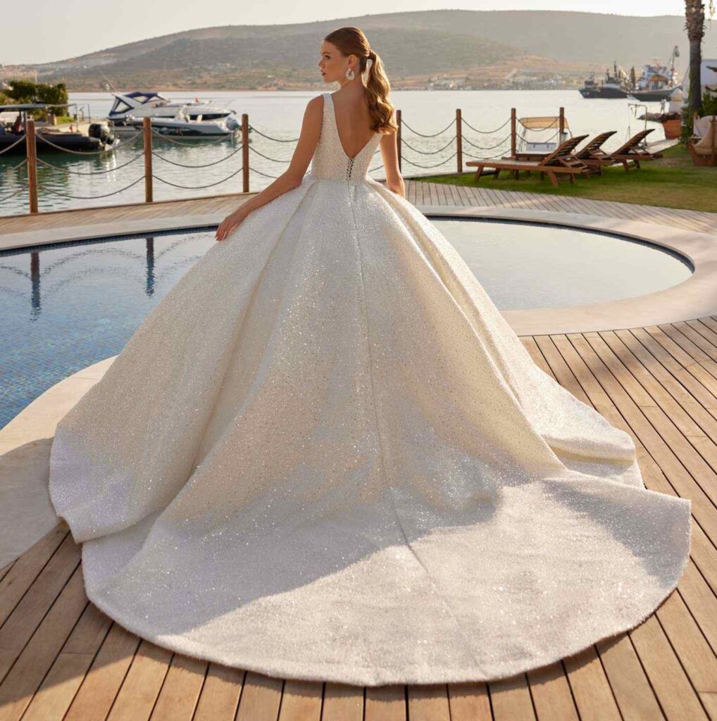 best wedding dress manufacturer