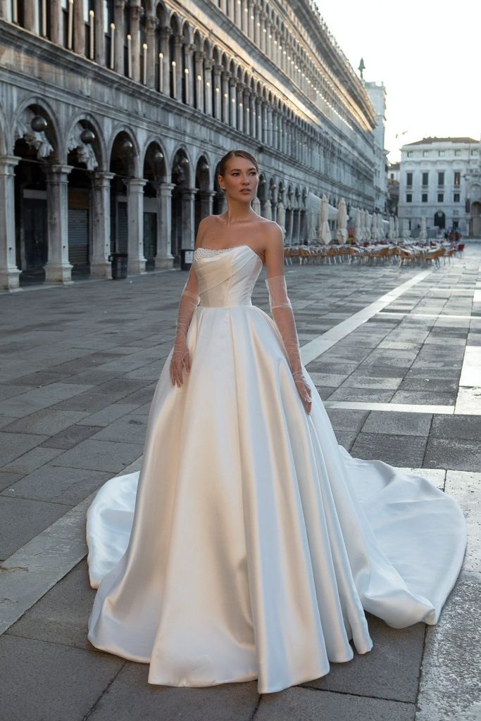 Designer Sweetheart Neckline Wedding Dress for Sale Best 7 Models By Metropol Wedding Dress
