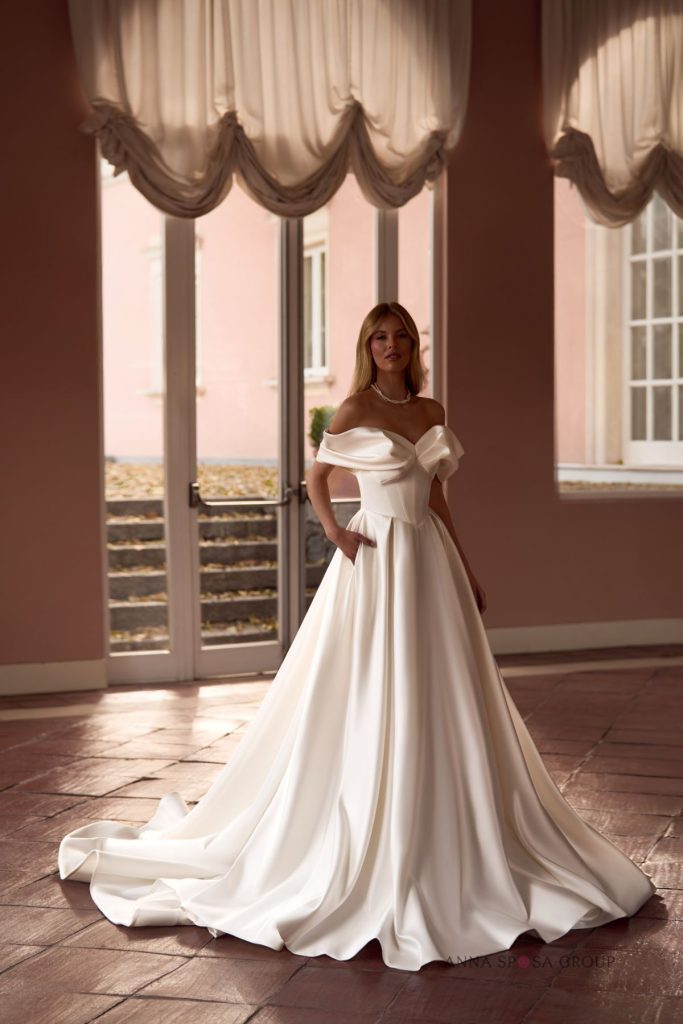 Wie Sie mit einem massgeschneiderten Brautkleid Zeit Geld und Stress sparen 3 Designer Brautkleid