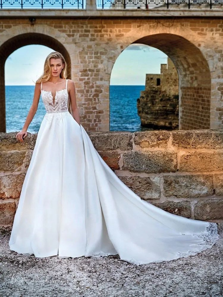 Best Fabrics for Bespoke Bridal Gowns 2 Bespoke vs Custom vs Made to Measure 1