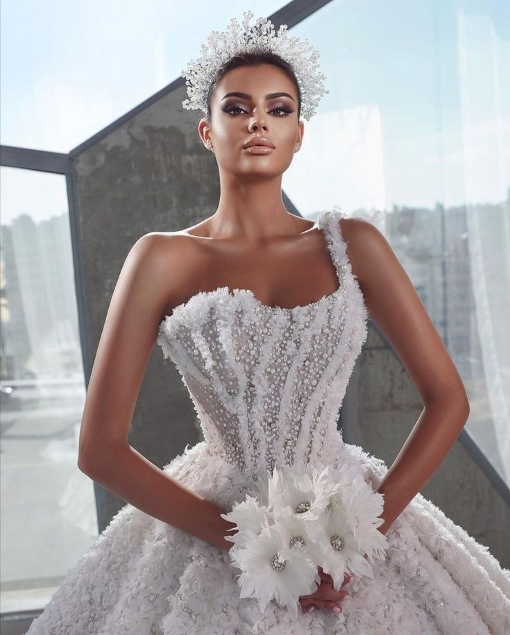 High Quality Wedding Dresses Wholesale for US Bridal Retailers