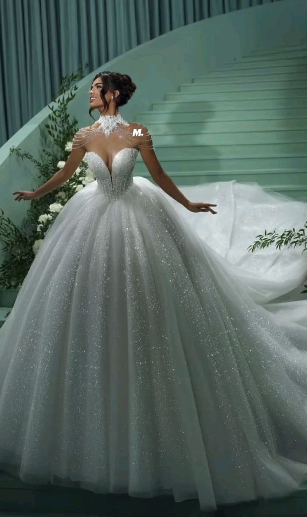 German Brides Prefer Turkish Wedding Dresses for Summer Weddings