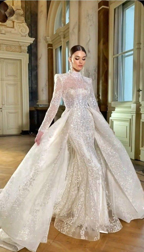 Robes de Mariée Minimalistes 2 Robes de Mariee Minimalistes par Saison et Lieu