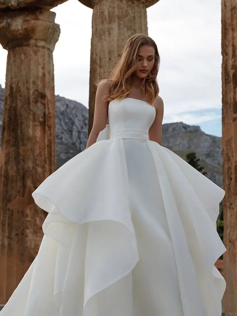 From Istanbul to Germany Turkish Bridal Gowns 1 Summer Bridal Trends from Turkish Perspective