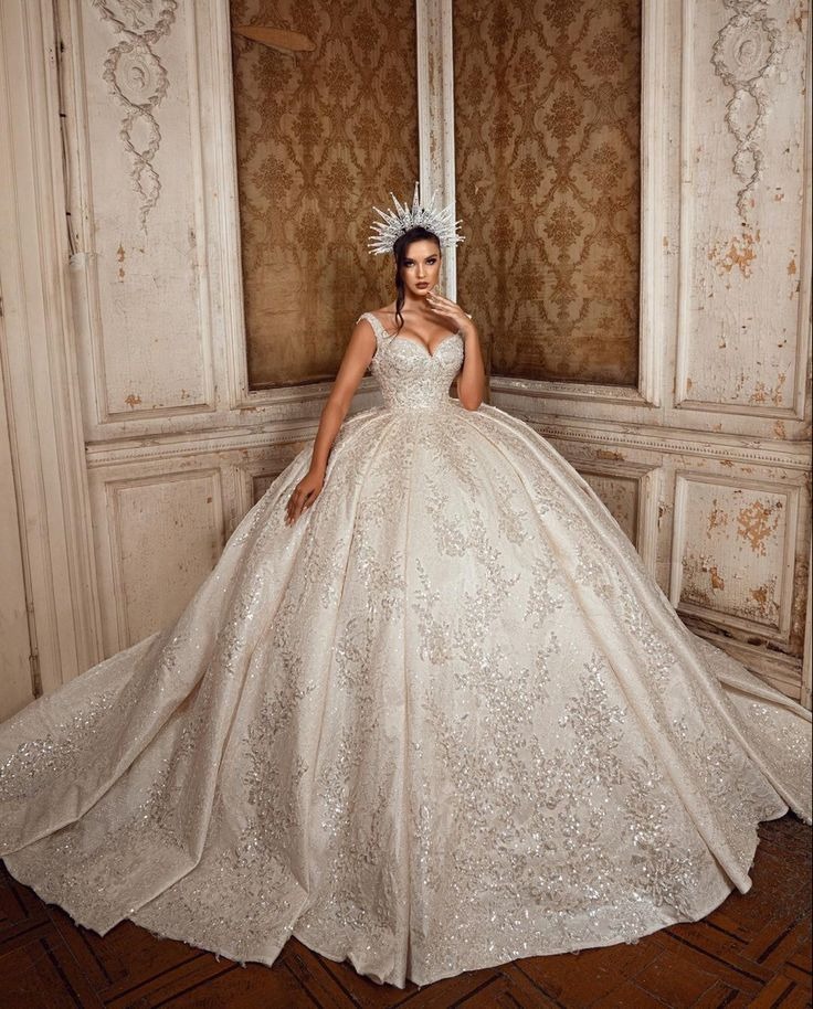 Fit and Flare Brautkleid welcher Figurtyp