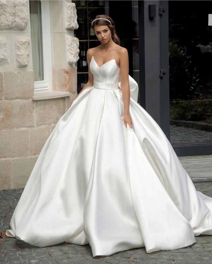 Fournisseur de robes de mariée pour magasins de mariage en France