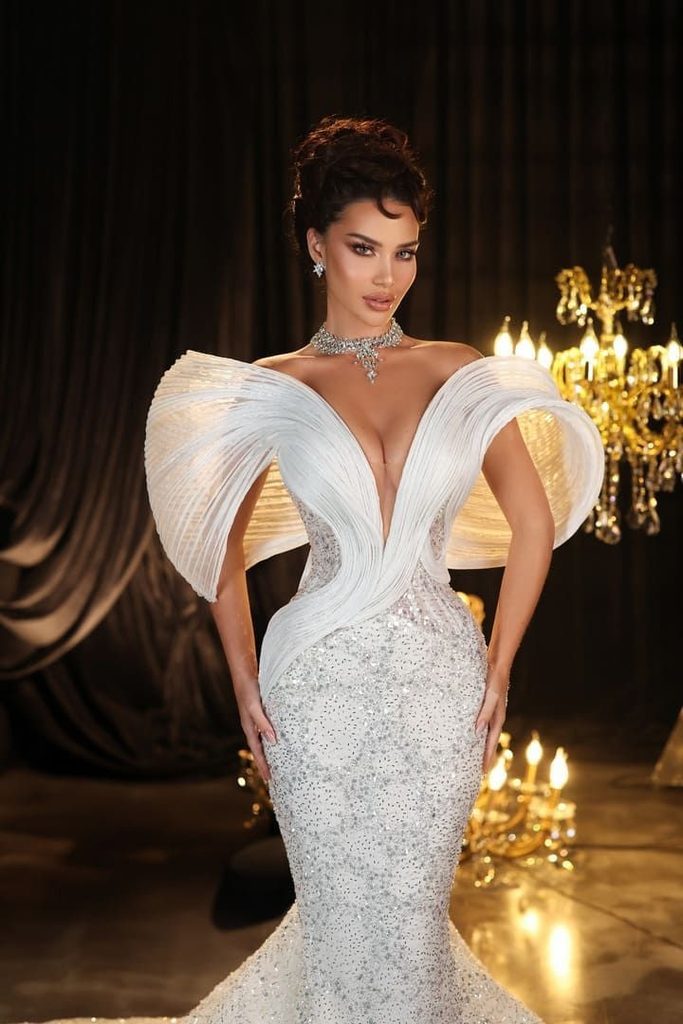 Dentelle satin ou tulle comment choisir le bon tissu 5 délai de livraison d’une robe de mariée de luxe