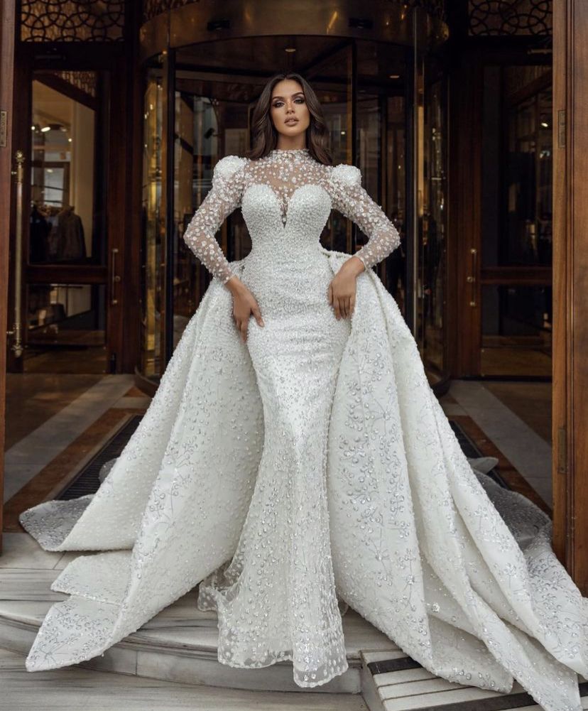 Dentelle satin ou tulle comment choisir le bon tissu 2 quand commencer les essayages pour une robe de mariée de luxe